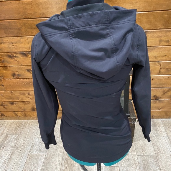 Lululemon Black Get Ready Jacket - Picture 5 of 9